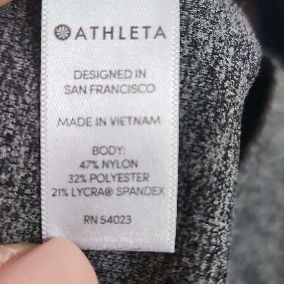 Athleta dark heather gray athletic leggings, medium tall, size MT - Picture 7 of 9